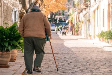 Does Medicare Cover Knee Replacement?